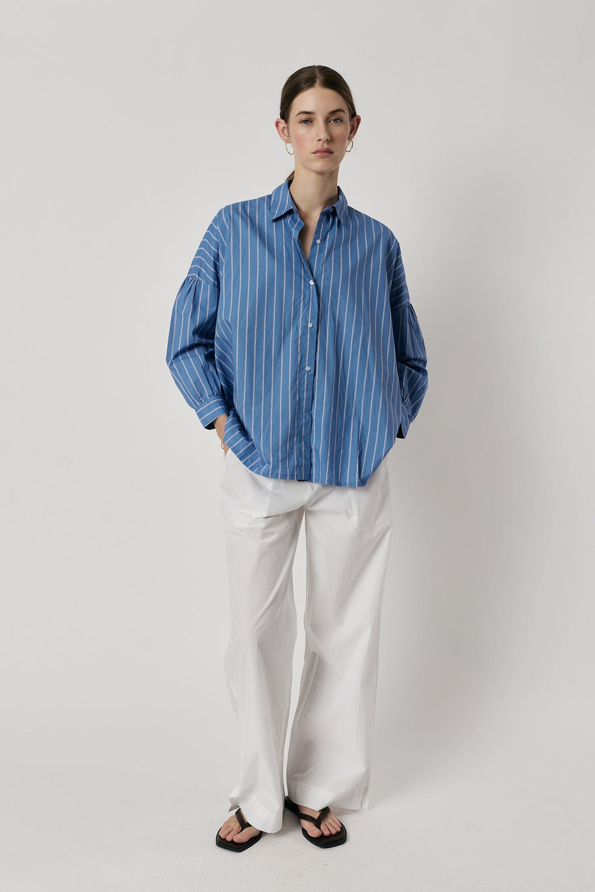 Giliann Kennedy Cut-Out Shirt Stripe (Blue)