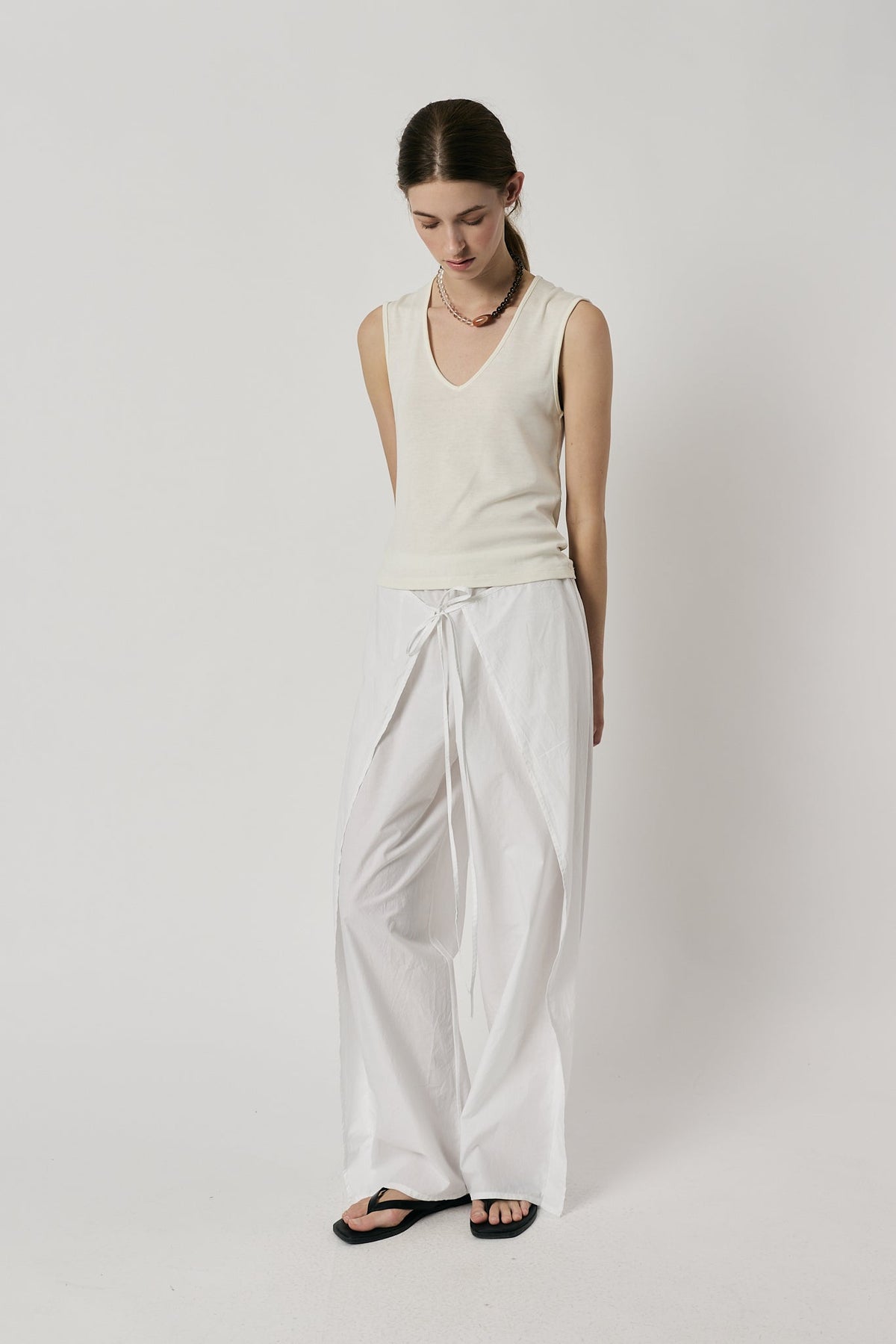 Giliann Luna Pant (White)