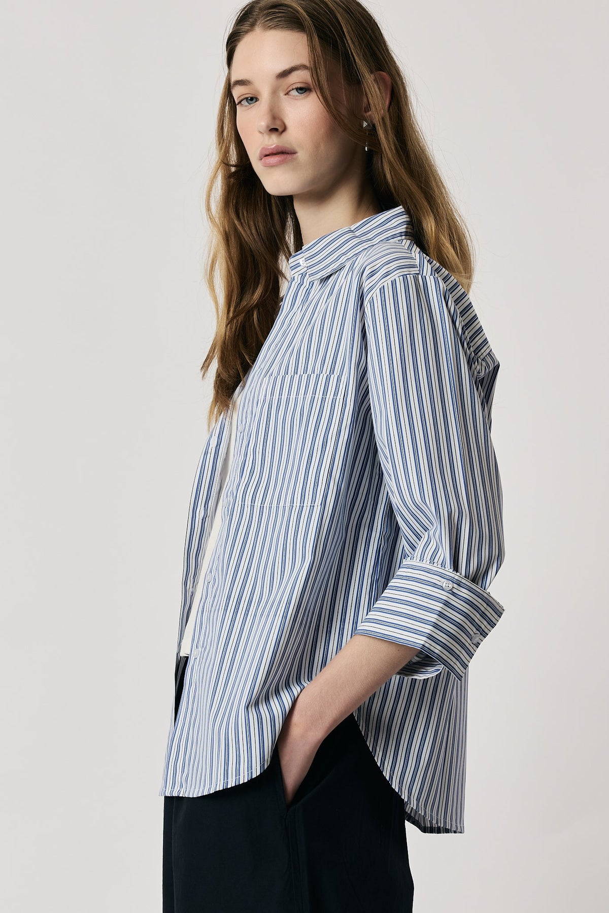 Giliann Runa Shirt Light Stripe (Blue)