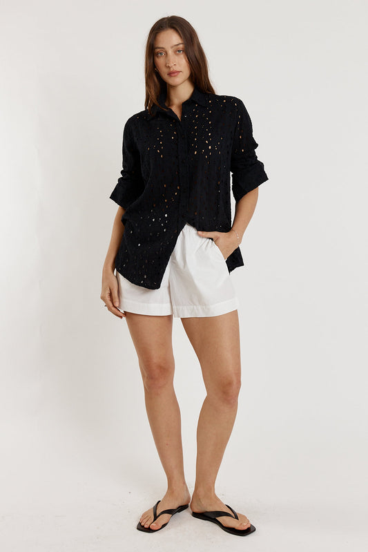 Image of a model wearing Shorts. Productname: Giliann Pyke Short White in White colour by brand - Giliann