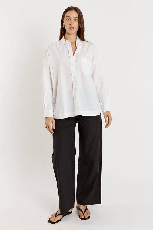 Image of a model wearing Pants. Productname: Giliann Pellier Pant Black in Black colour by brand - Giliann