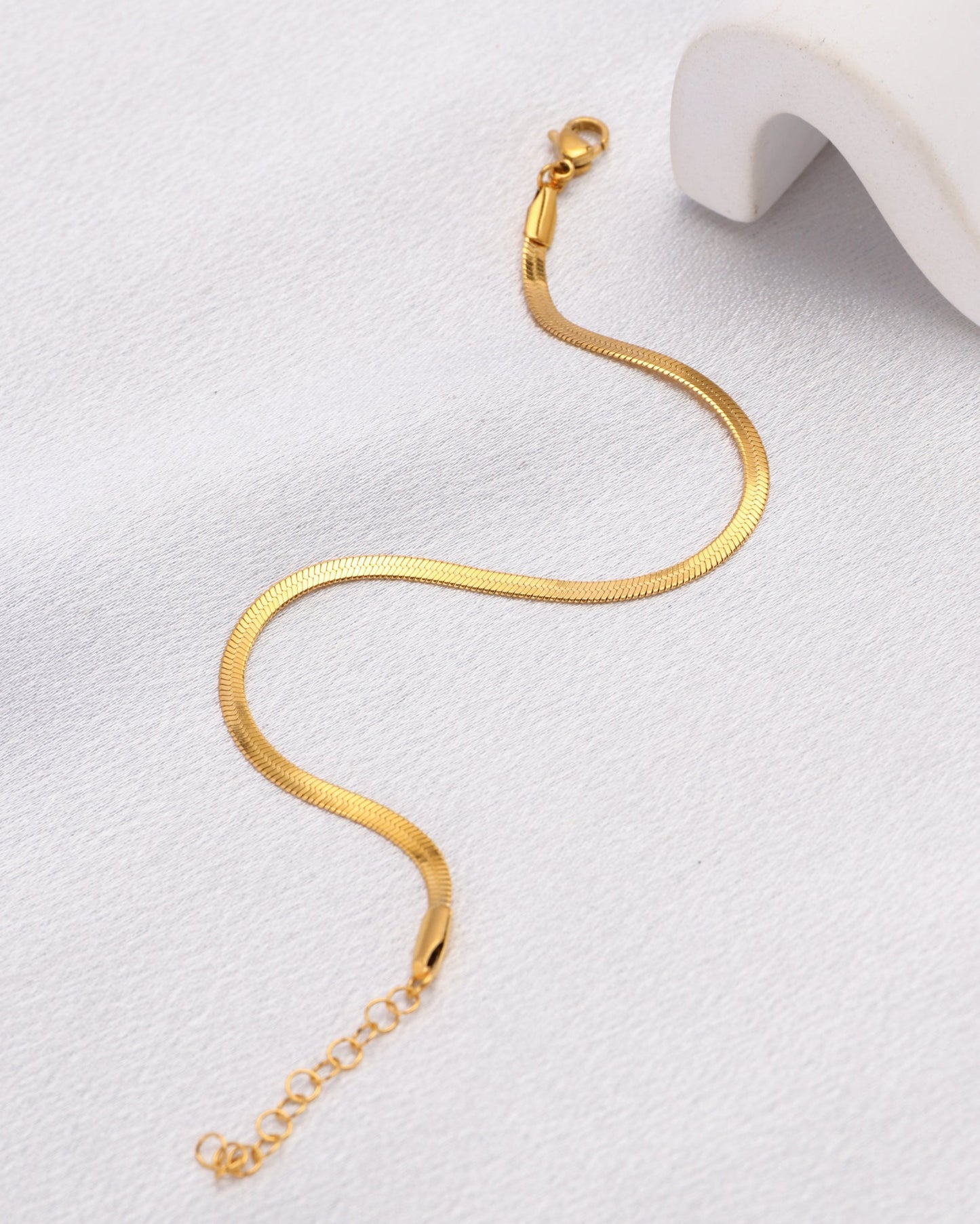 Heychic Sabi Snake Chain Bracelet (Gold)
