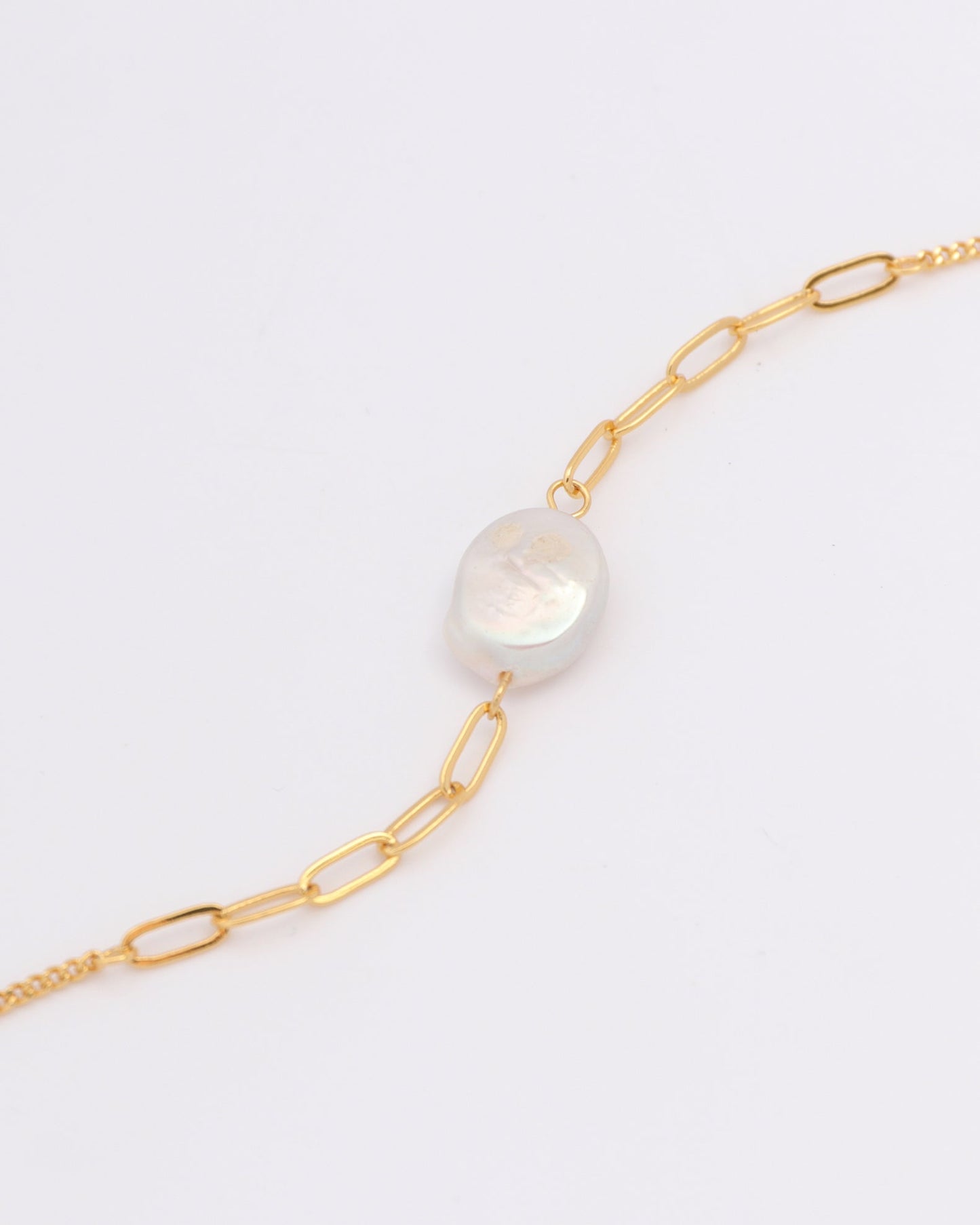 Heychic Perrie Pearl Chain Bracelet (Gold)