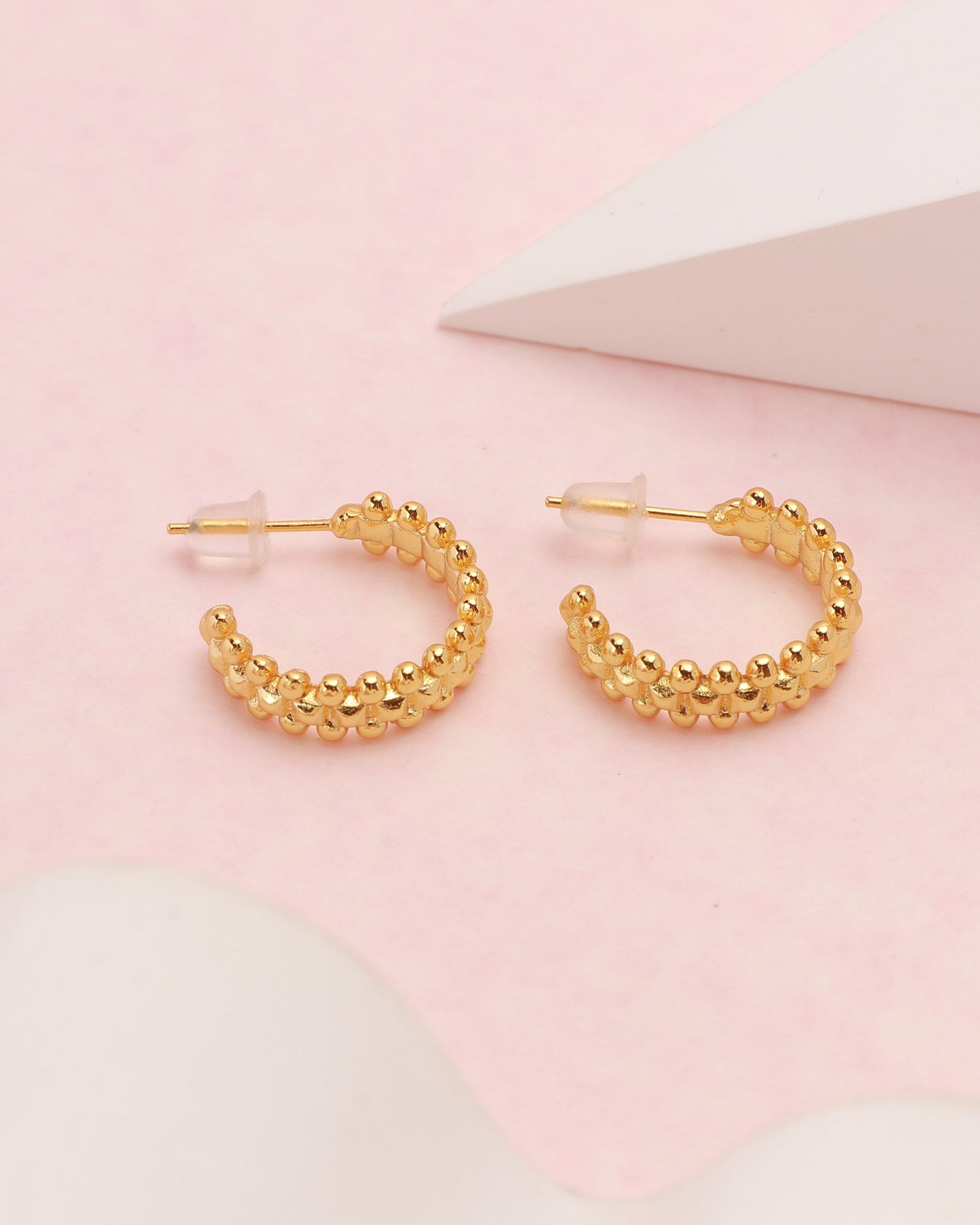 Heychic Betty Beaded Cuff Hoop Earrings (Gold)