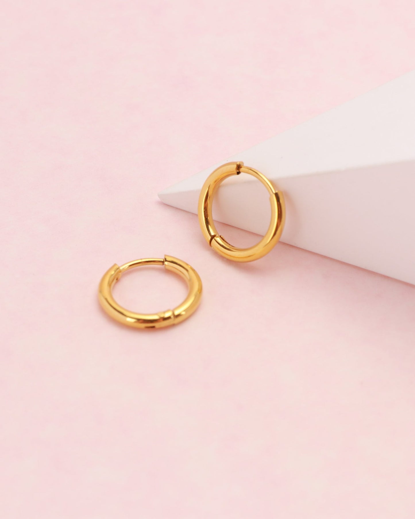 Heychic Luminara Small Hoop Earrings (Gold)