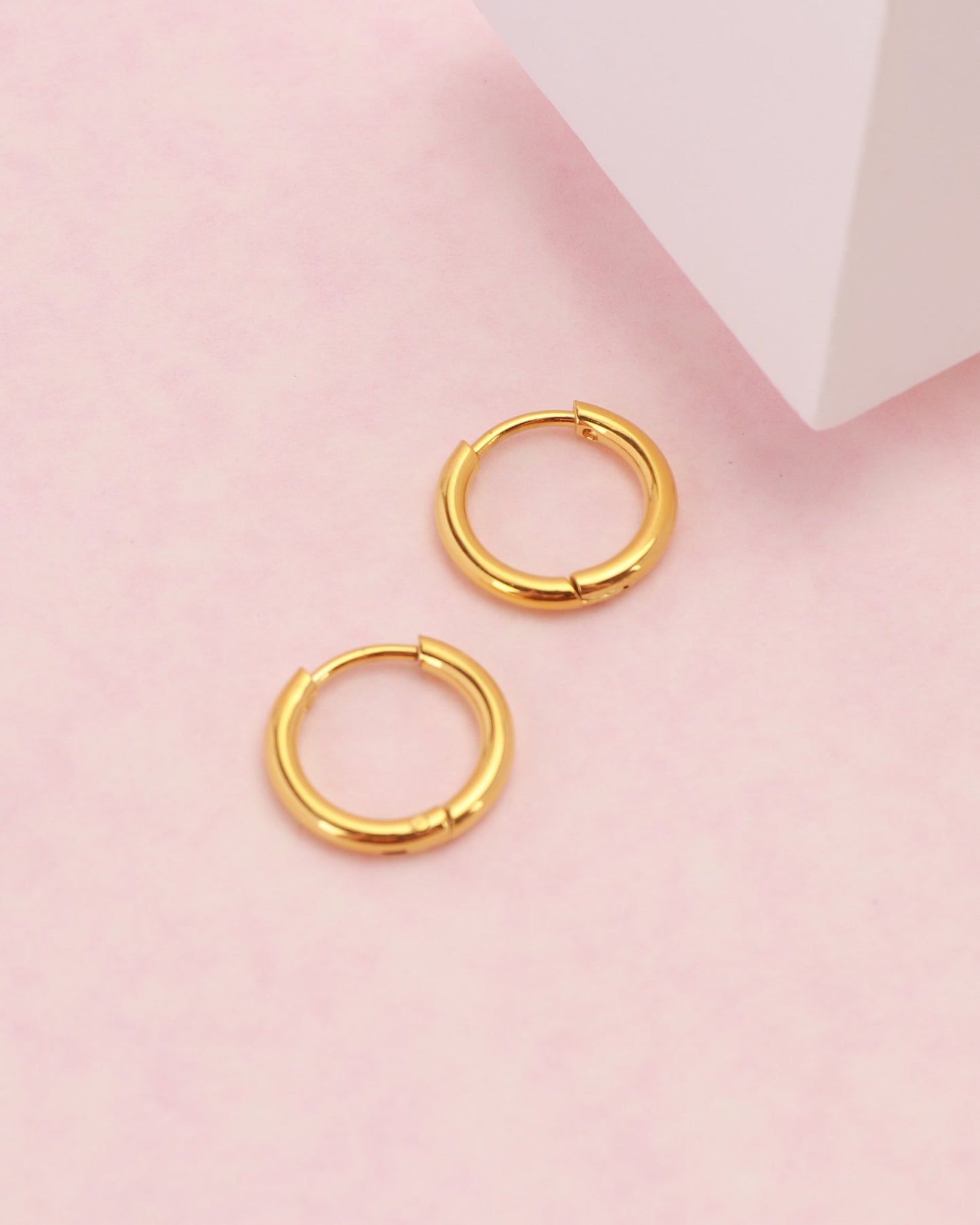 Heychic Luminara Small Hoop Earrings (Gold)