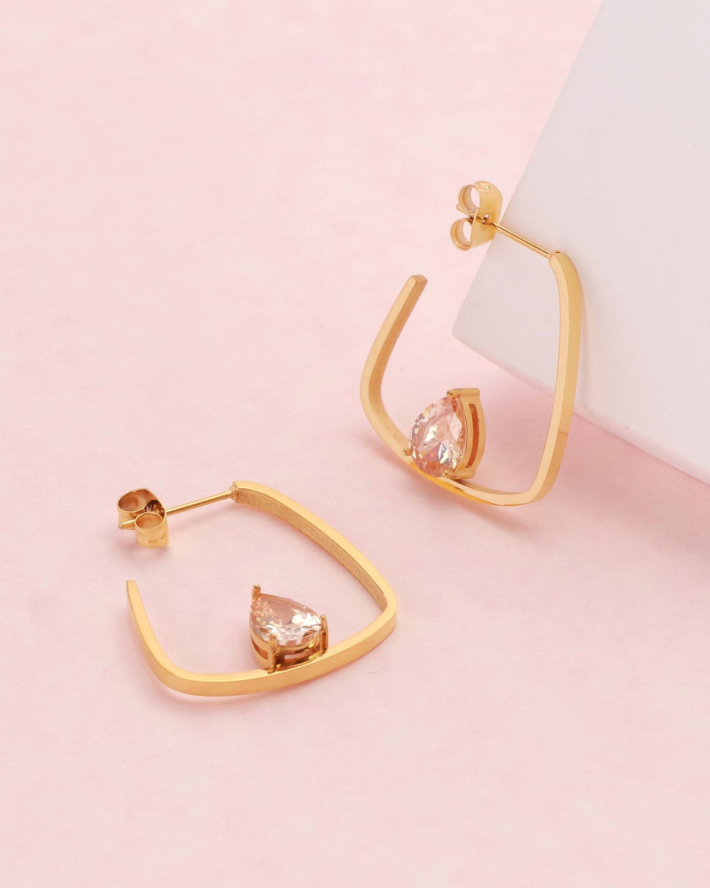 Heychic Champagne Teardrop Zirconia Block Hoop Earrings (Gold)