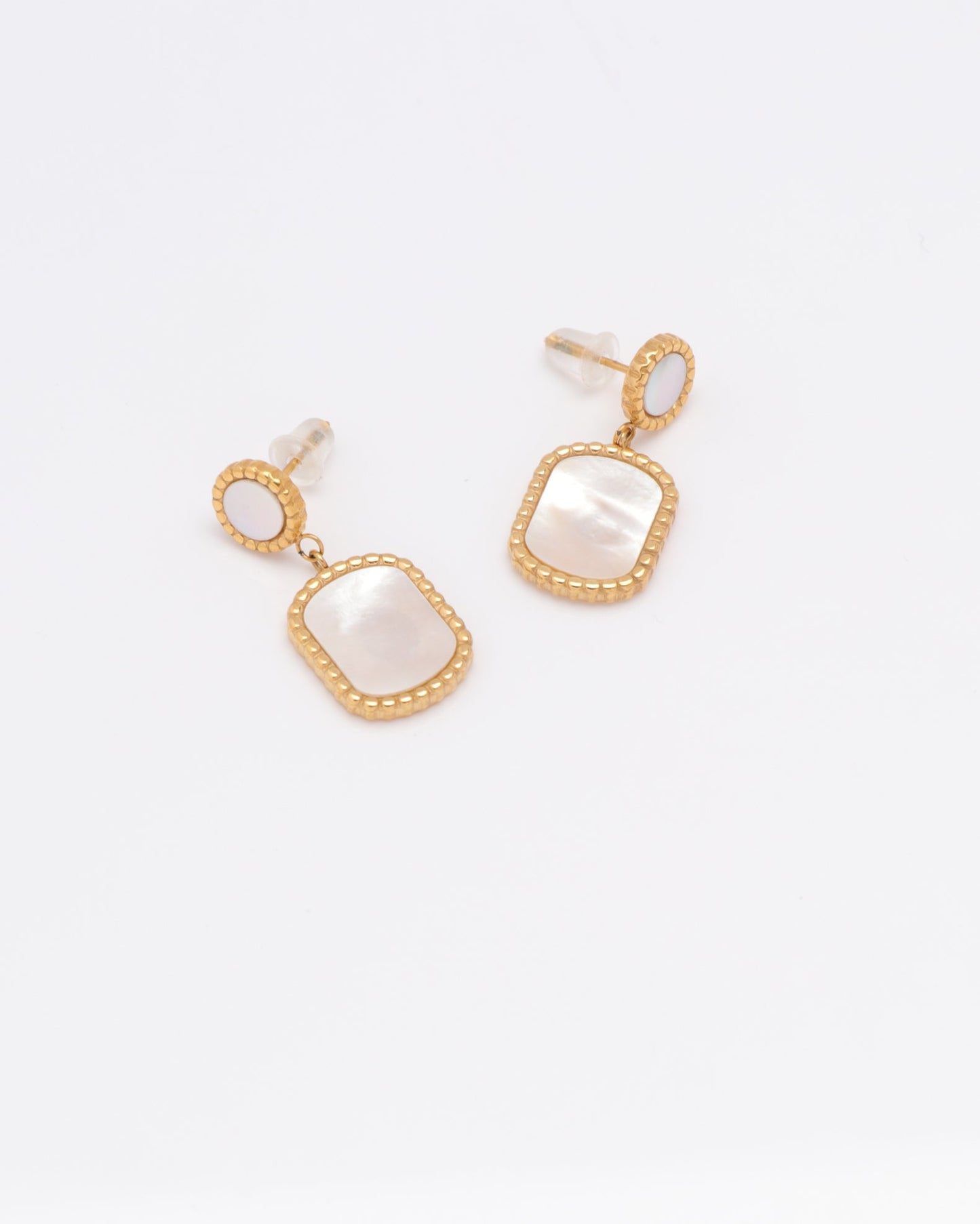 Heychic Skylar Shell Earrings (Gold)
