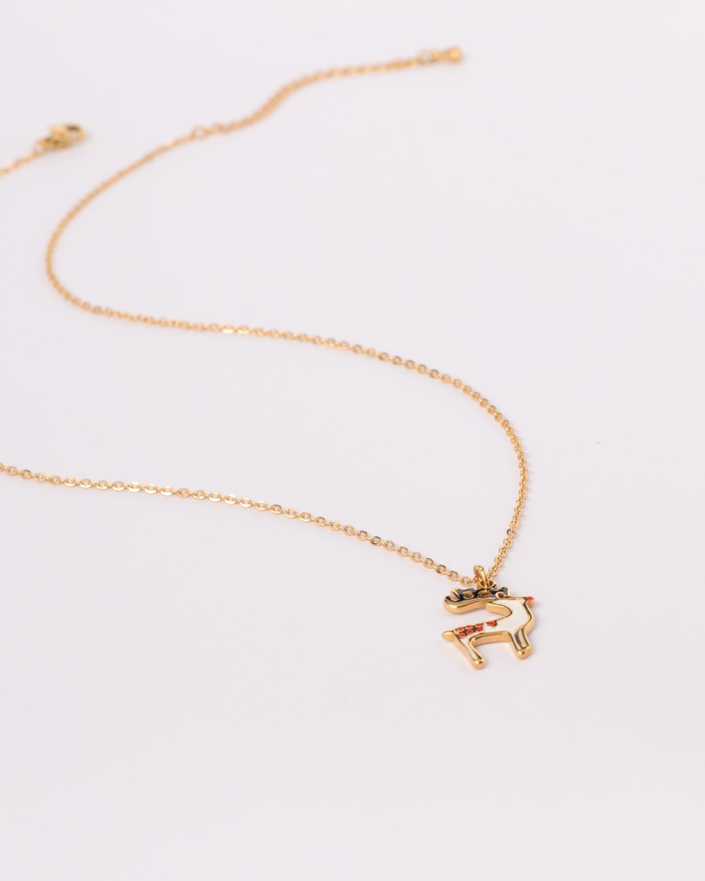 Heychic Snowy Reindeer Pendant Necklace (White)