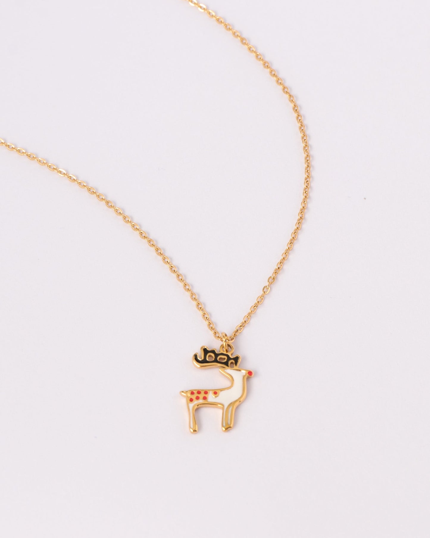 Heychic Snowy Reindeer Pendant Necklace (White)
