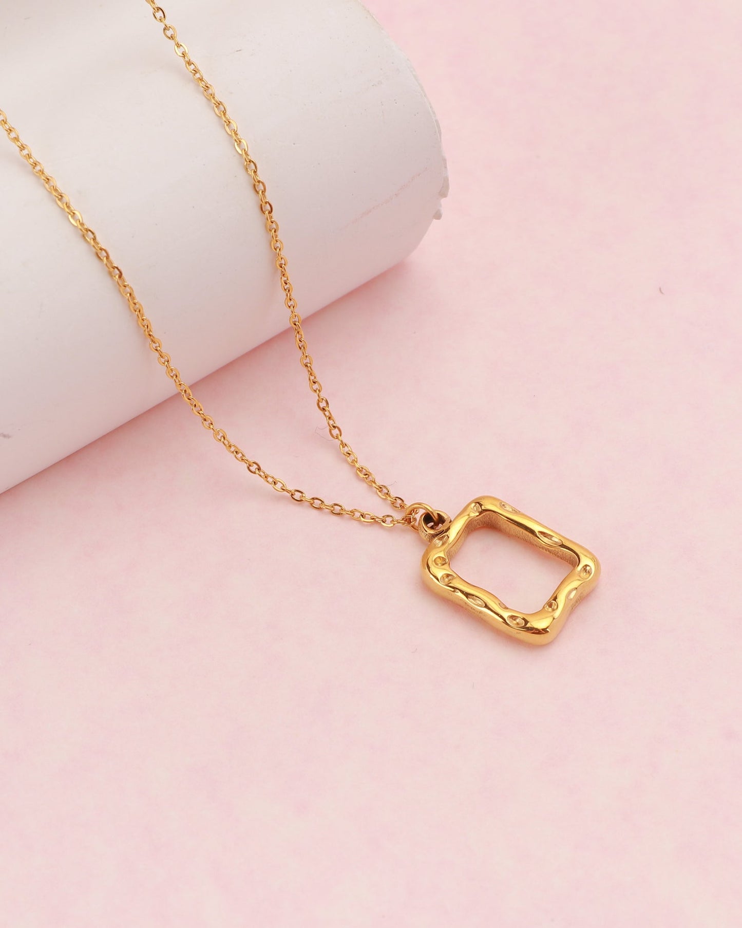 Image of Accessories. Productname: Ellinia Gold Irregular Rectangle Pendant Necklace in Gold colour by brand - Heychic