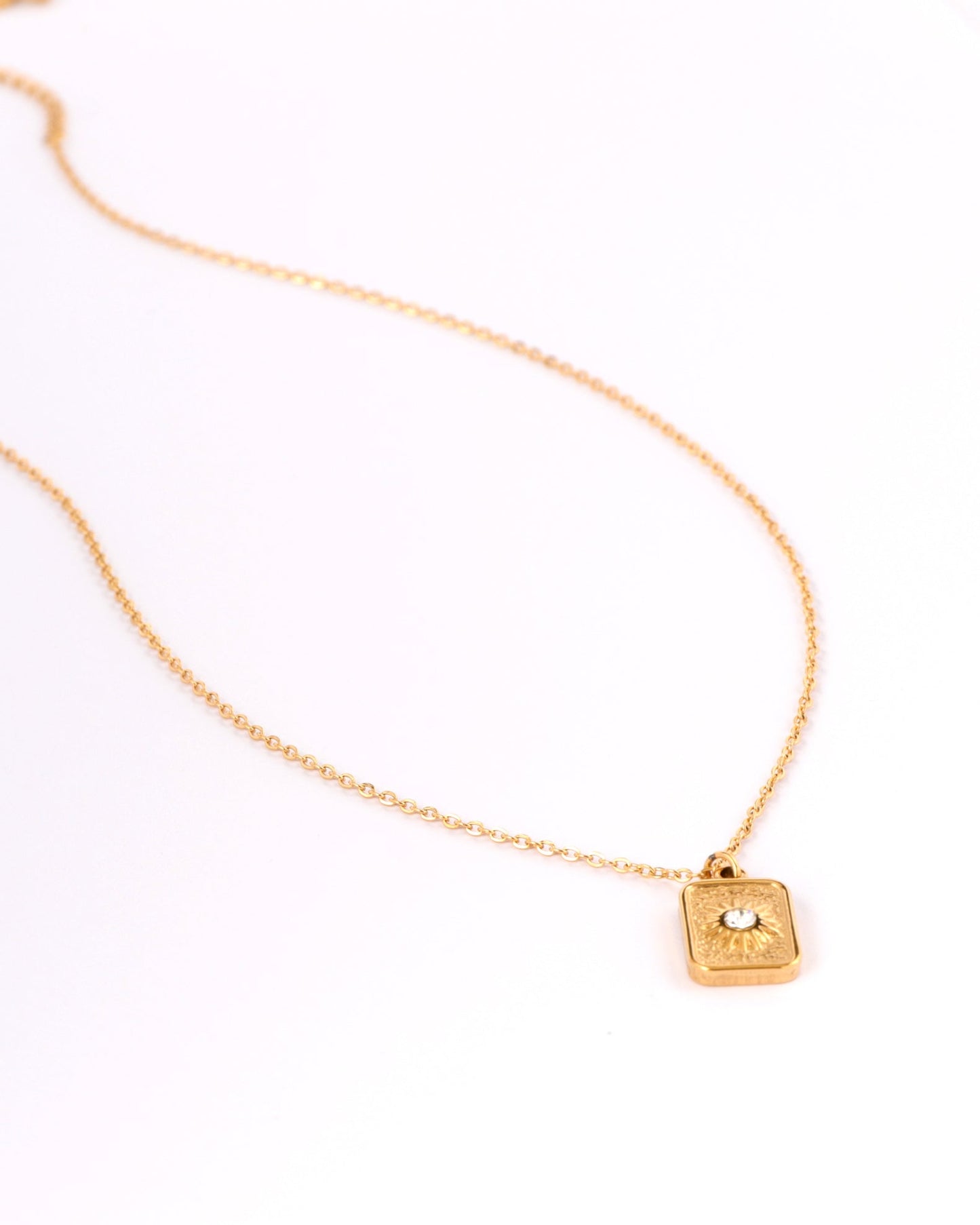 Heychic Celeste Star Zirconia Necklace (Gold)