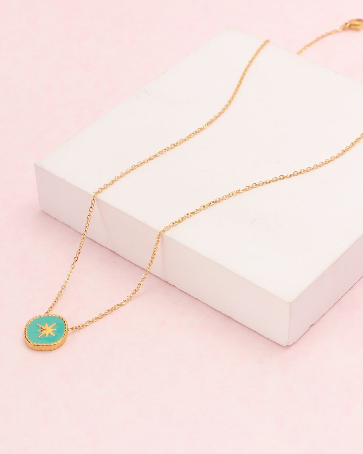 Heychic Aqua Gold Star Necklace (Blue)