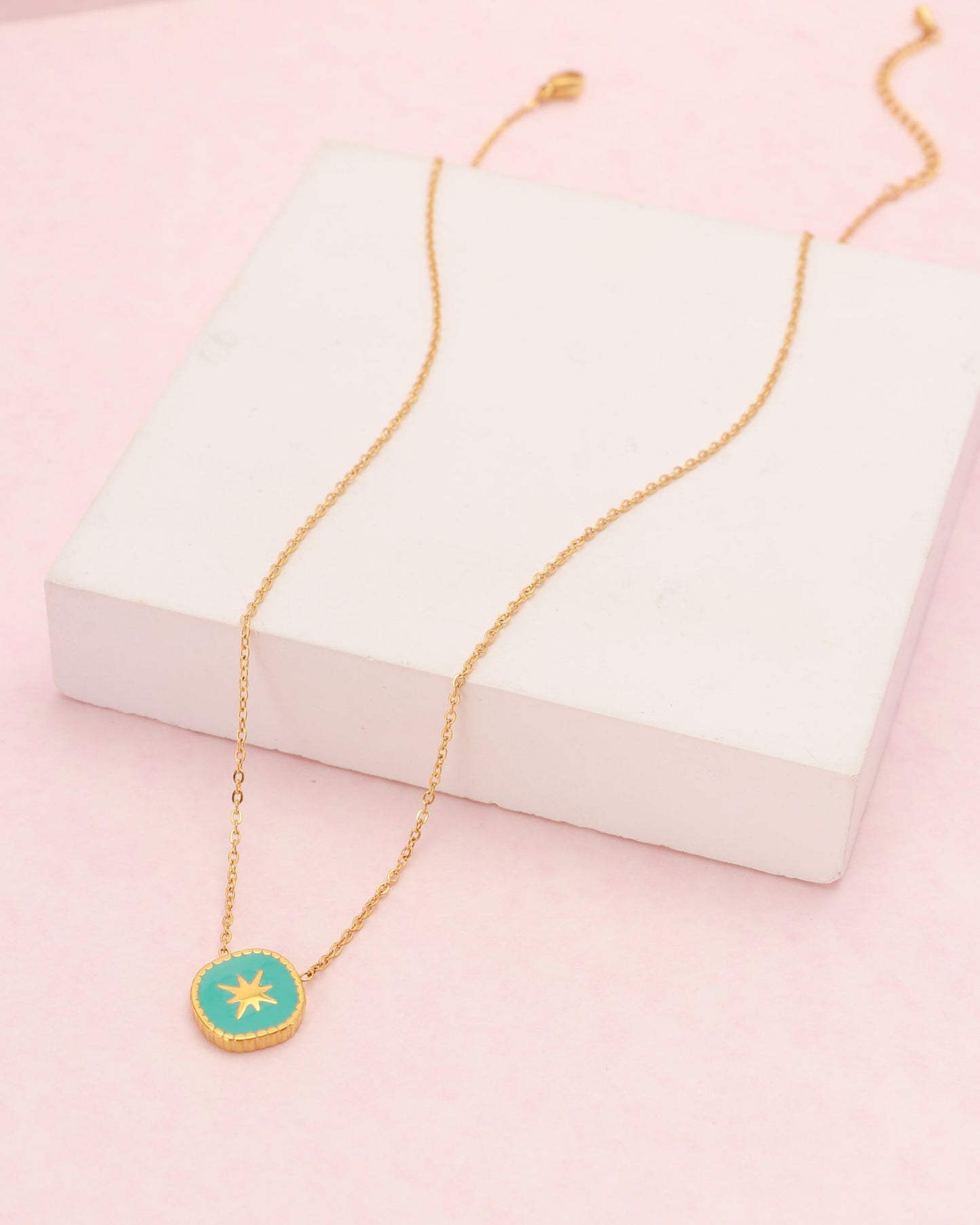 Heychic Aqua Gold Star Necklace (Blue)