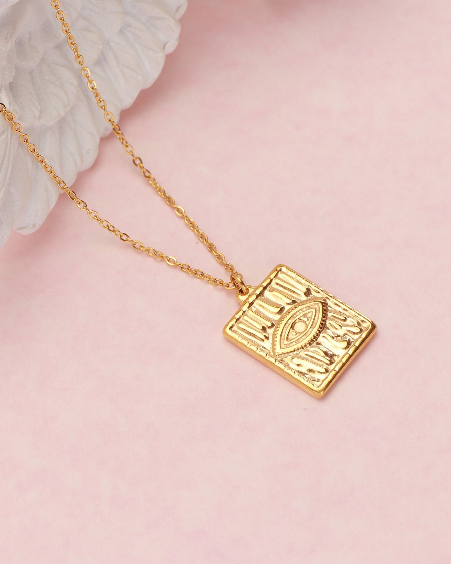 Heychic Mysterie Evil Eye Pendant Necklace (Gold)