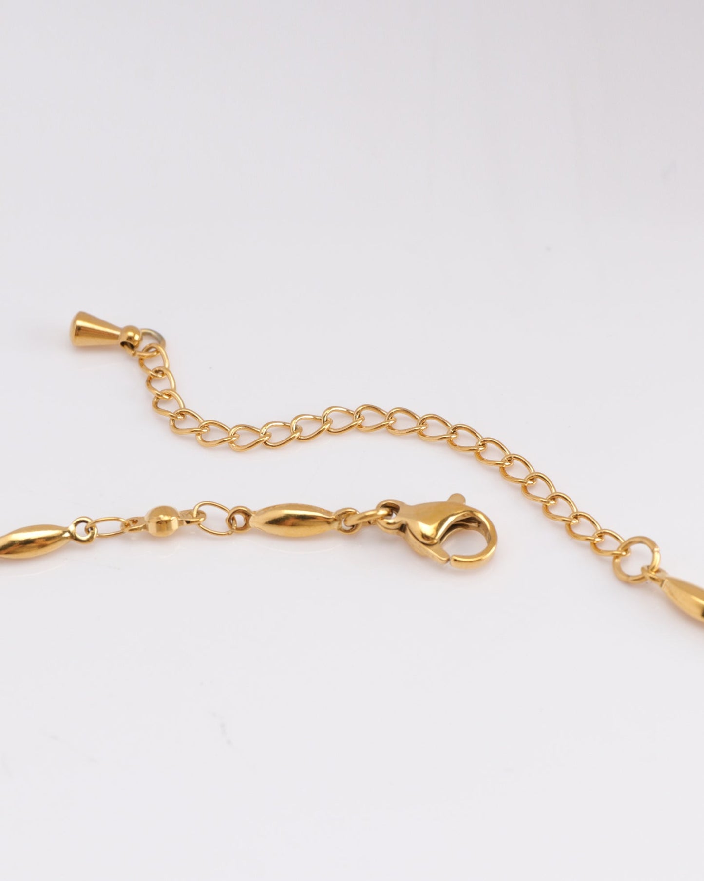 Heychic Linne Zirconia Pendant Necklace (Gold)