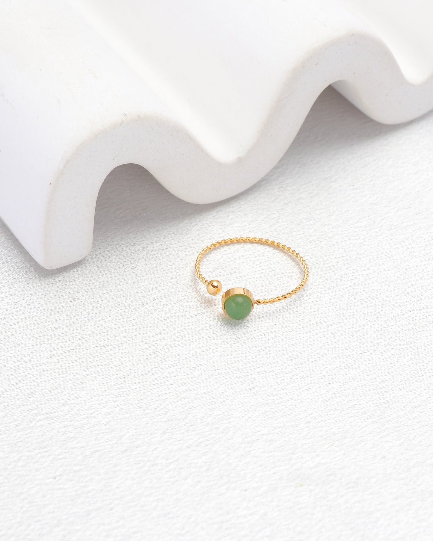 Heychic Ivy Aventurine Gold Ring (Green)
