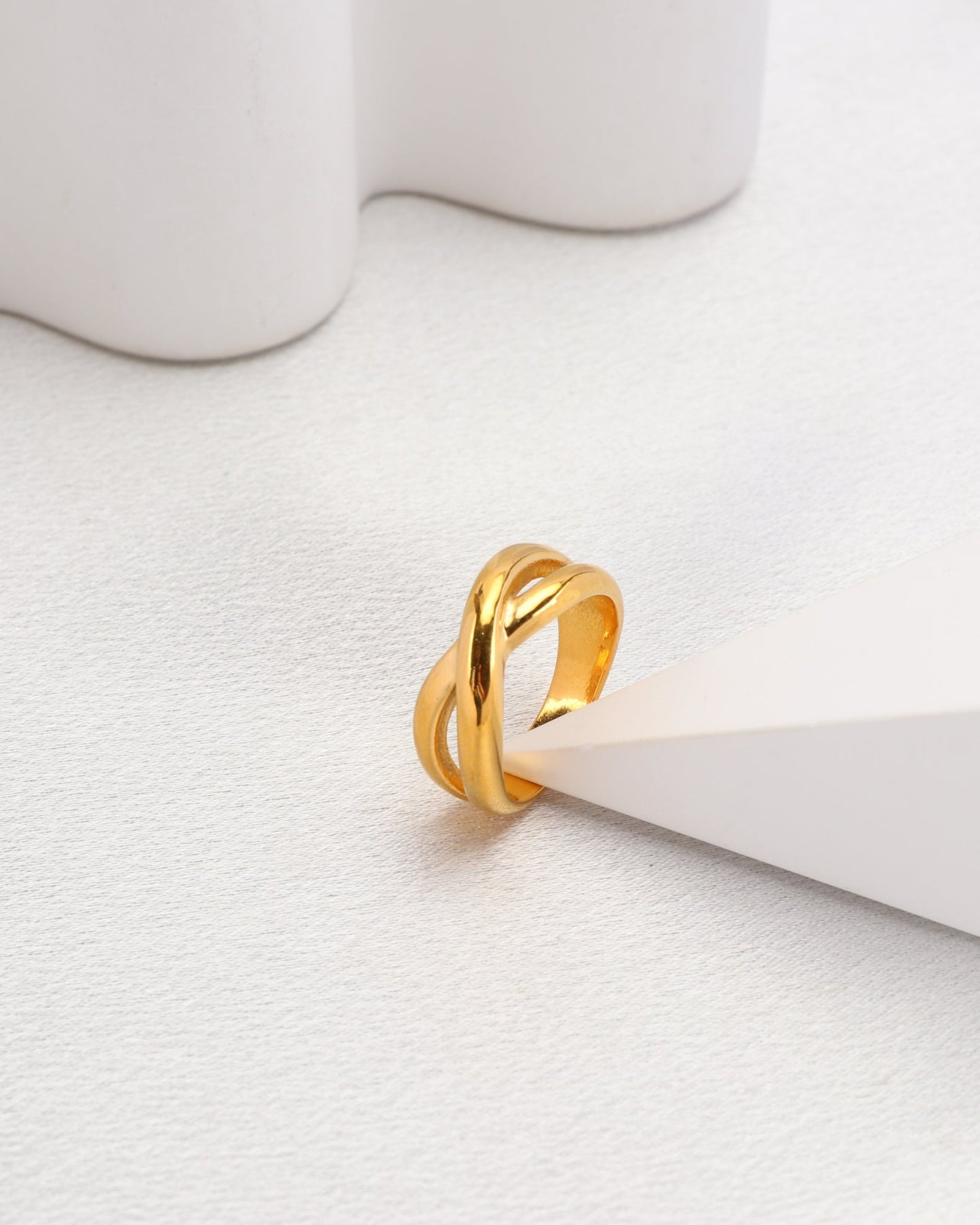 Heychic Intertwine Ring (Gold)