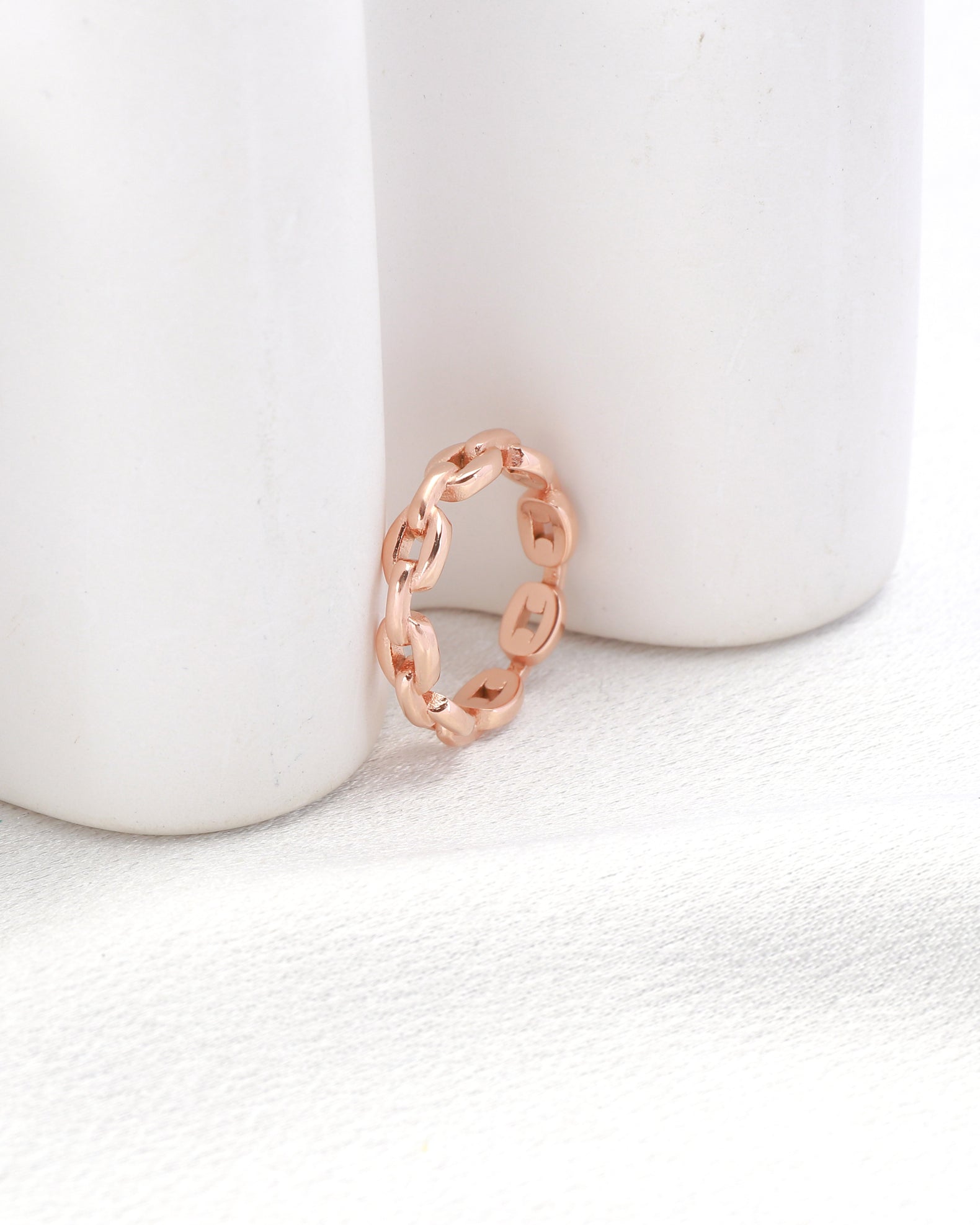 Image of Accessories. Productname: Rosalie Rose Gold Chain Ring in Gold colour by brand - Heychic