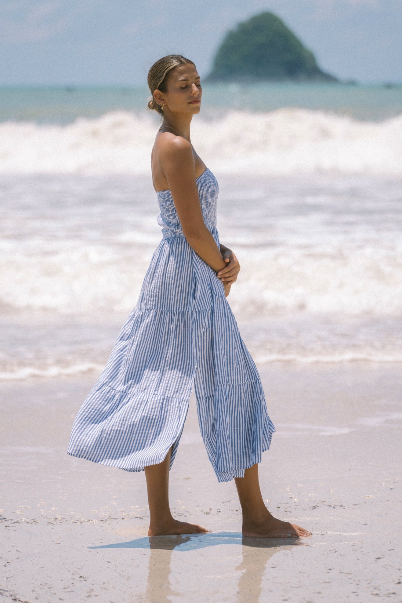 Heychic Riley Stripe Strapless Midi Dress (Blue)