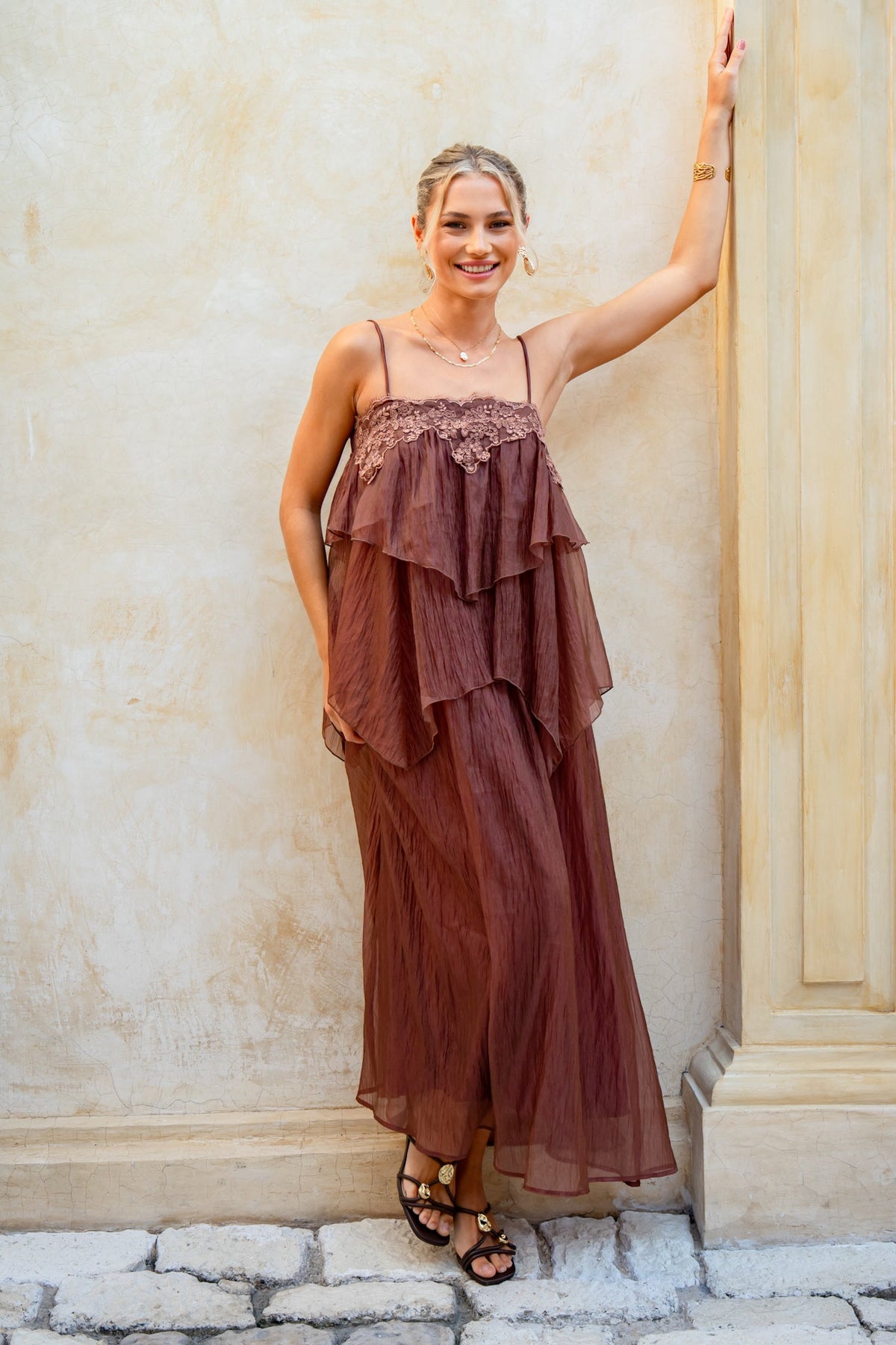 HEYCHIC Fae Maxi Dress (Brown)