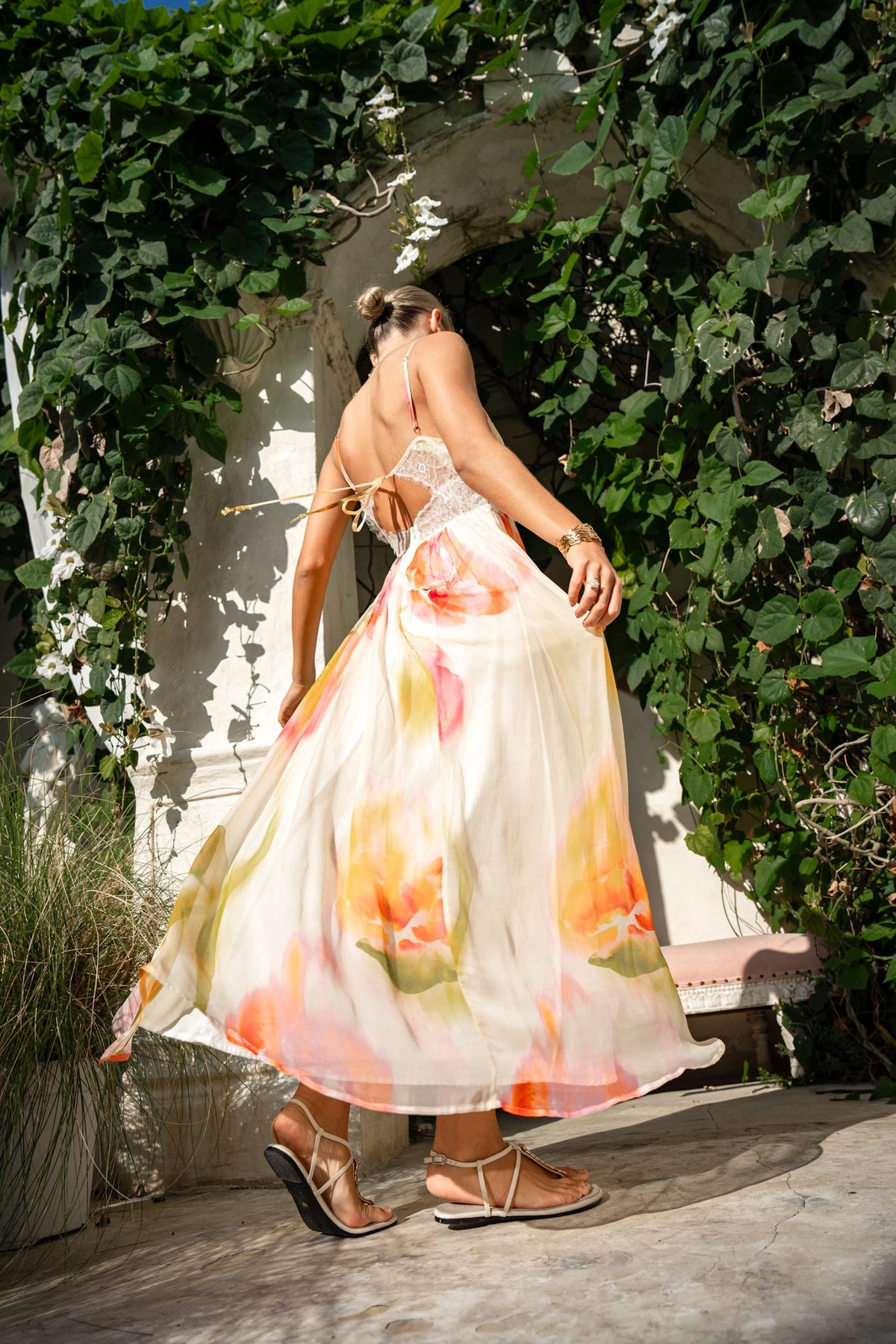 HEYCHIC Golden Multi Maxi Dress (Floral)