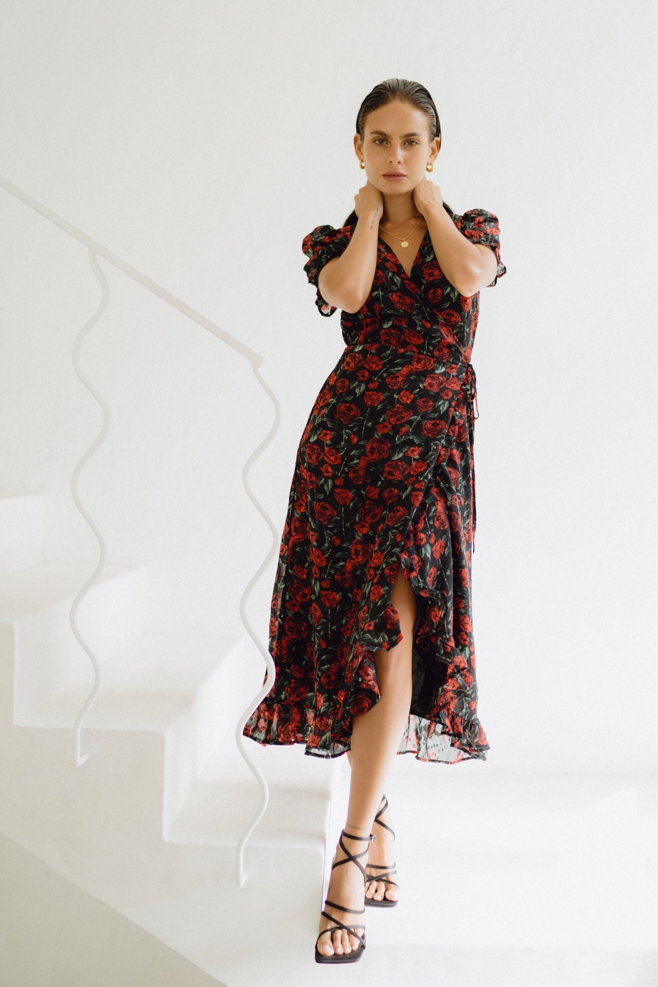 Heychic Evelyn Red Floral Wrap Midi Dress (Black)