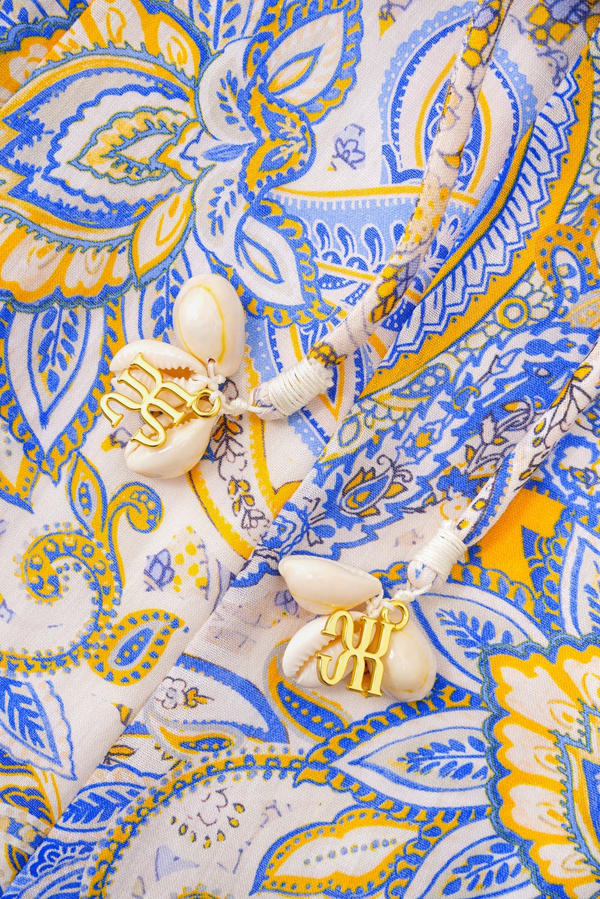 HEYCHIC Azul Paisley Shorts (Blue)