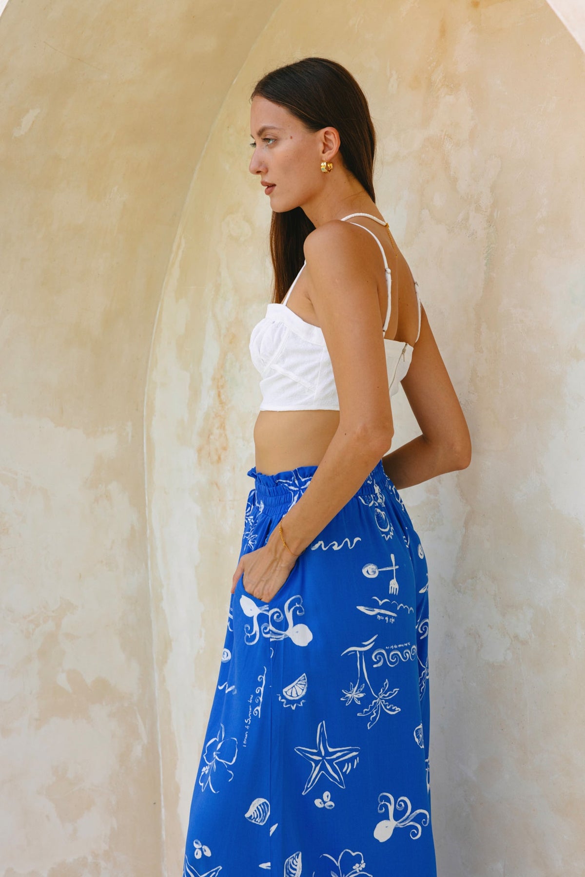 Heychic Maddie White Ruched Crop Top (Floral)