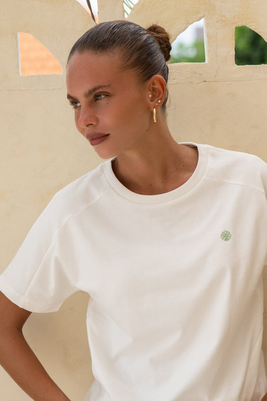 Heychic Zoe White T-Shirt (Motif)