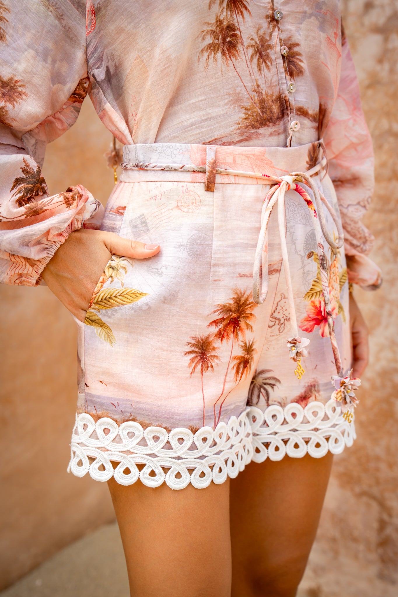 HEYCHIC Horizon Tropical Shorts (Pink)