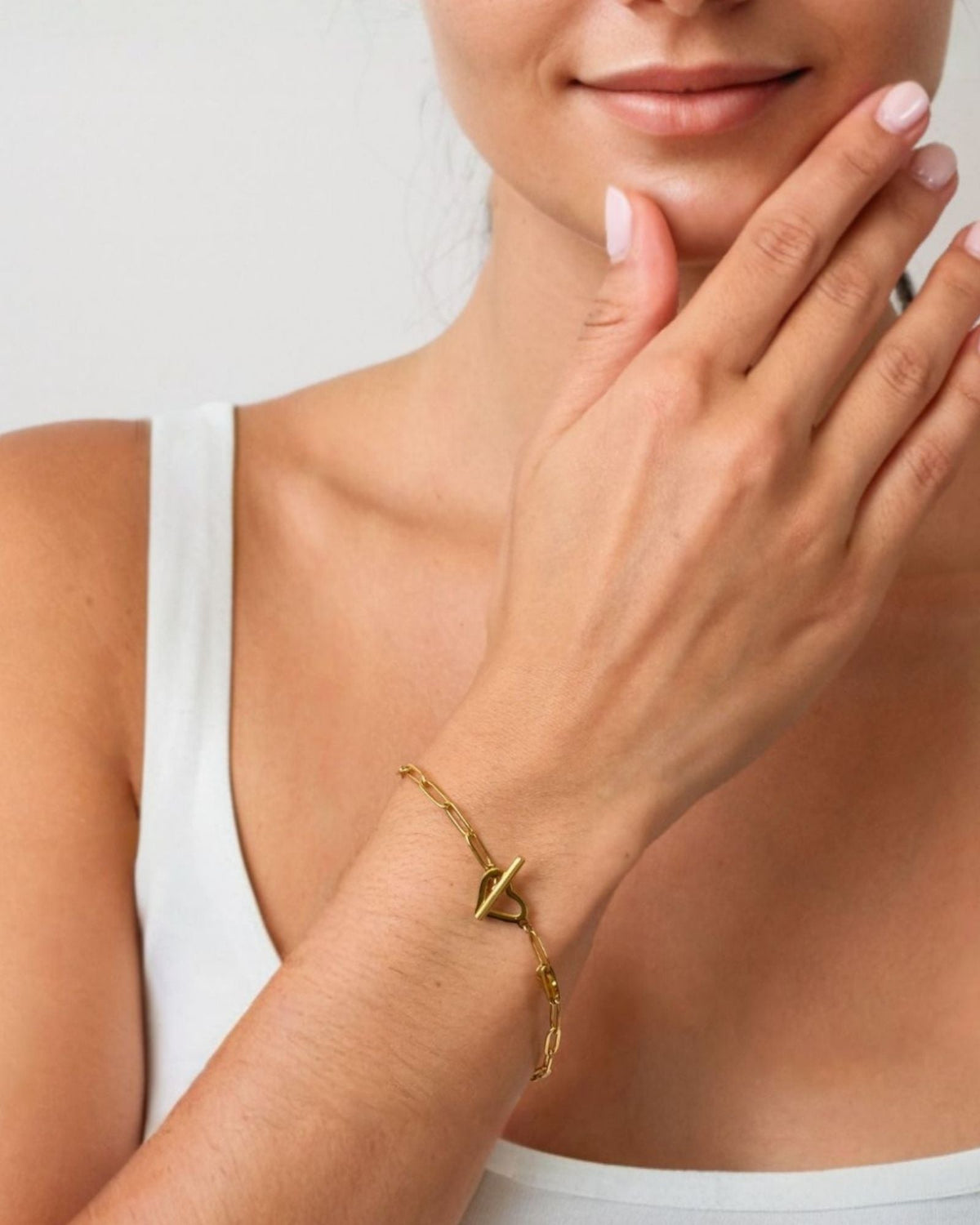 LAVANA Heartlock Silver Paperclip Bracelet