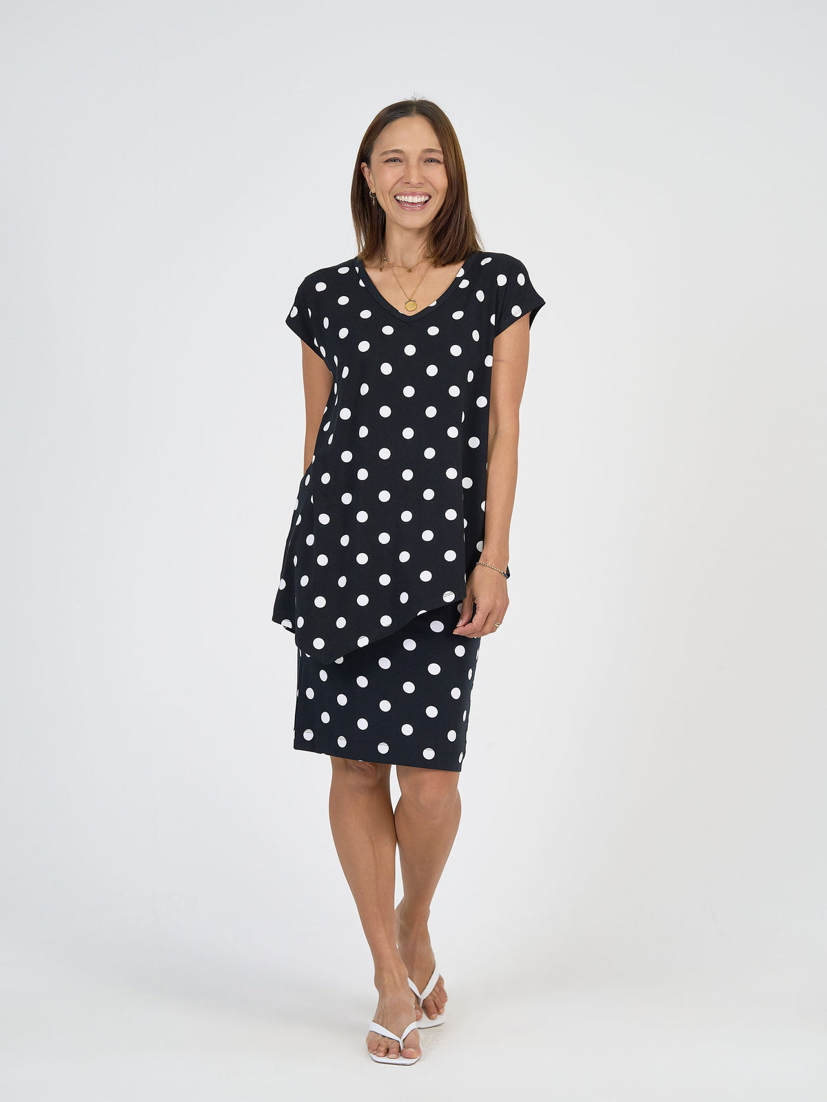 Lou Lou Holiday Asymmetrical Bamboo V-Neck T-Shirt (Polka Dot)