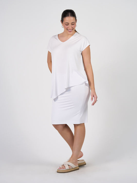 Lou Lou Holiday Asymmetrical Bamboo V-Neck T-Shirt (White)