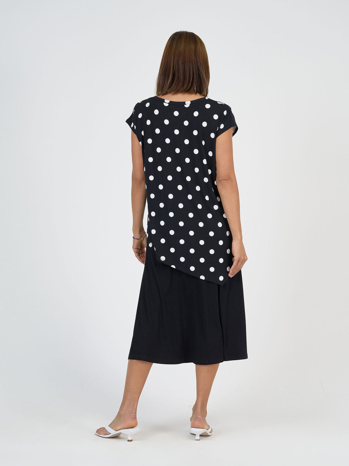 Lou Lou Holiday Asymmetrical Bamboo V-Neck T-Shirt (Polka Dot)