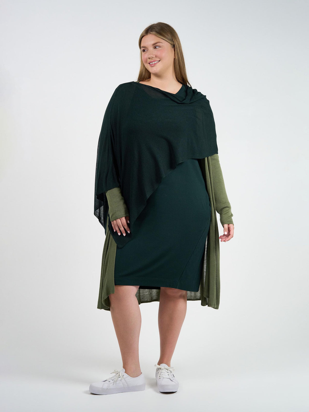 Lou Lou Carrie Cashmere & Bamboo Knit Poncho (Dark Green)