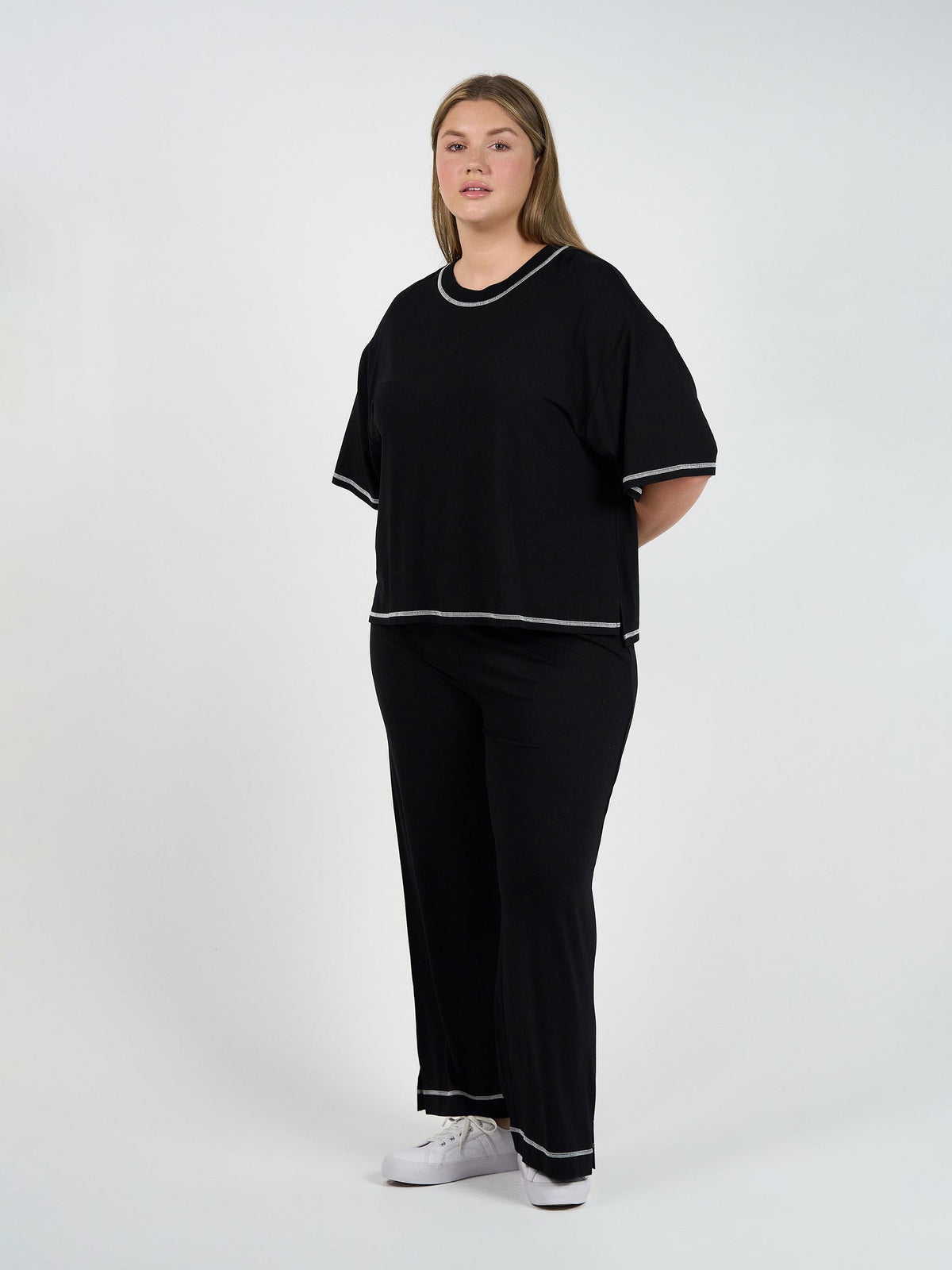 Lou Lou Spears Bamboo T-Shirt (Black)