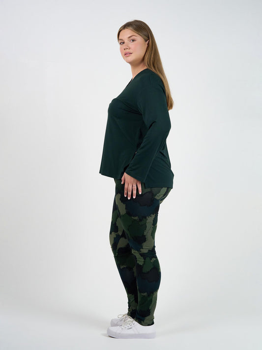 Lou Lou Braxton Bamboo Long Sleeve Top (Dark Green)