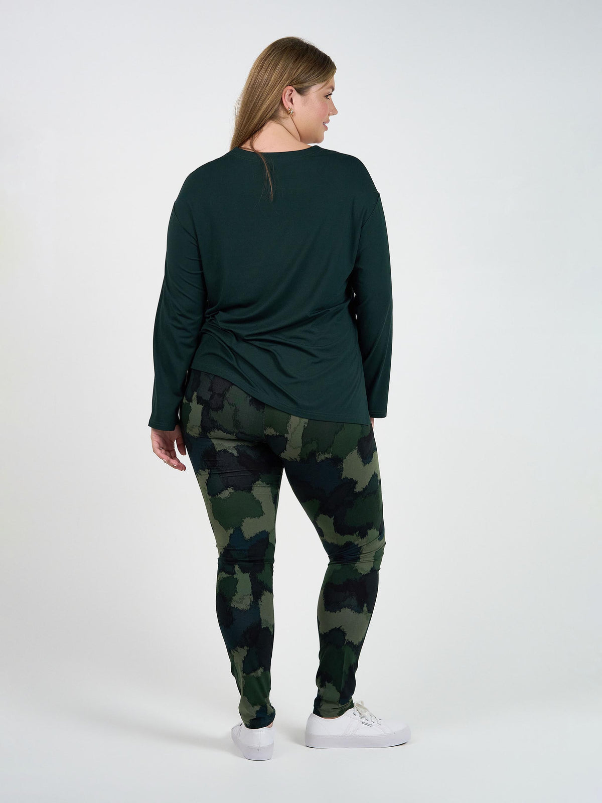 Lou Lou Braxton Bamboo Long Sleeve Top (Dark Green)