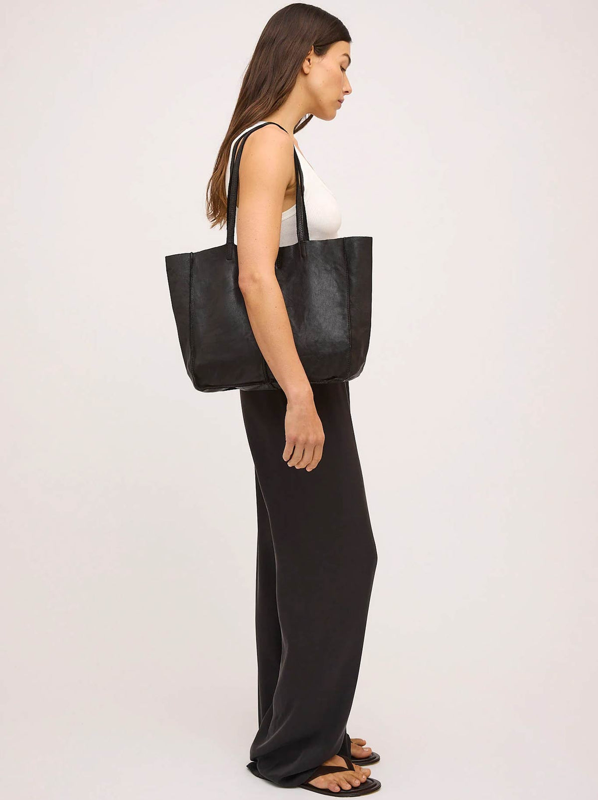 JUJU & CO BABY UNLINED TOTE (Black)