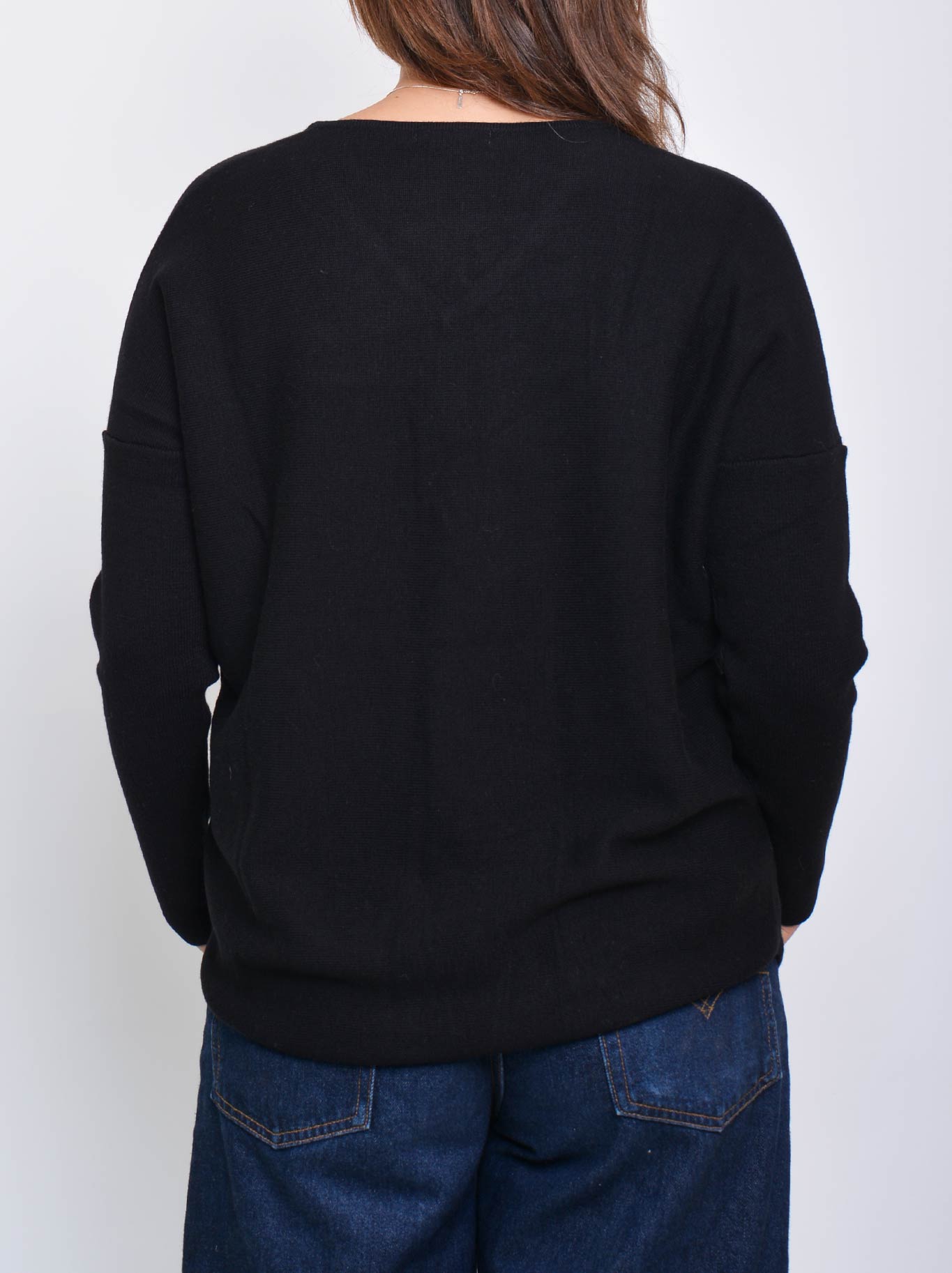 JAMES MELBOURNE CURVED HEM VEE NECK (Denim)
