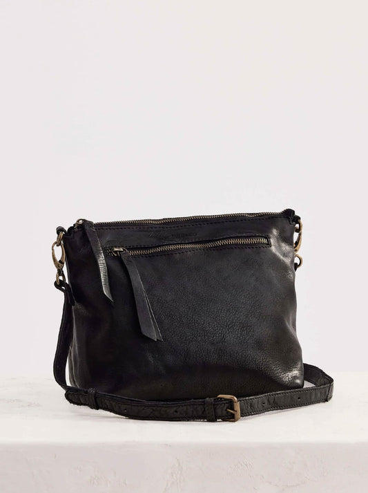 Image of Bags. Product name - Juju & Co Essential Pouch in Black colour by brand - Juju & Co.