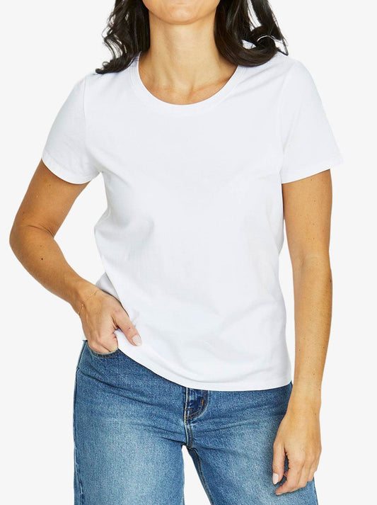 Image of a model wearing Tops. Productname: JUMP CORE CREW SHORT SLEEVE TEE in White colour by brand - Jump