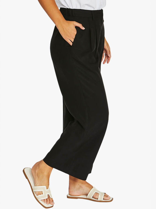 Jump 7/8 Pleat Front Pant (Black)
