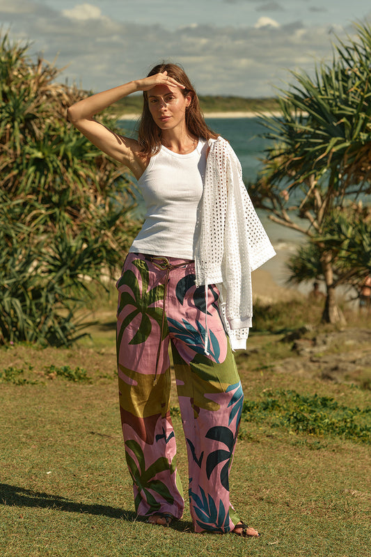 Image of a model wearing Pants. Productname: Lulasoul Banderas Pant Lilac in Lilac colour by brand - LulaSoul