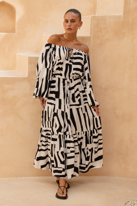 Image of Dresses. Productname: Heychic Kaede Geo Long Sleeve Maxi Dress in Black colour by brand - Heychic
