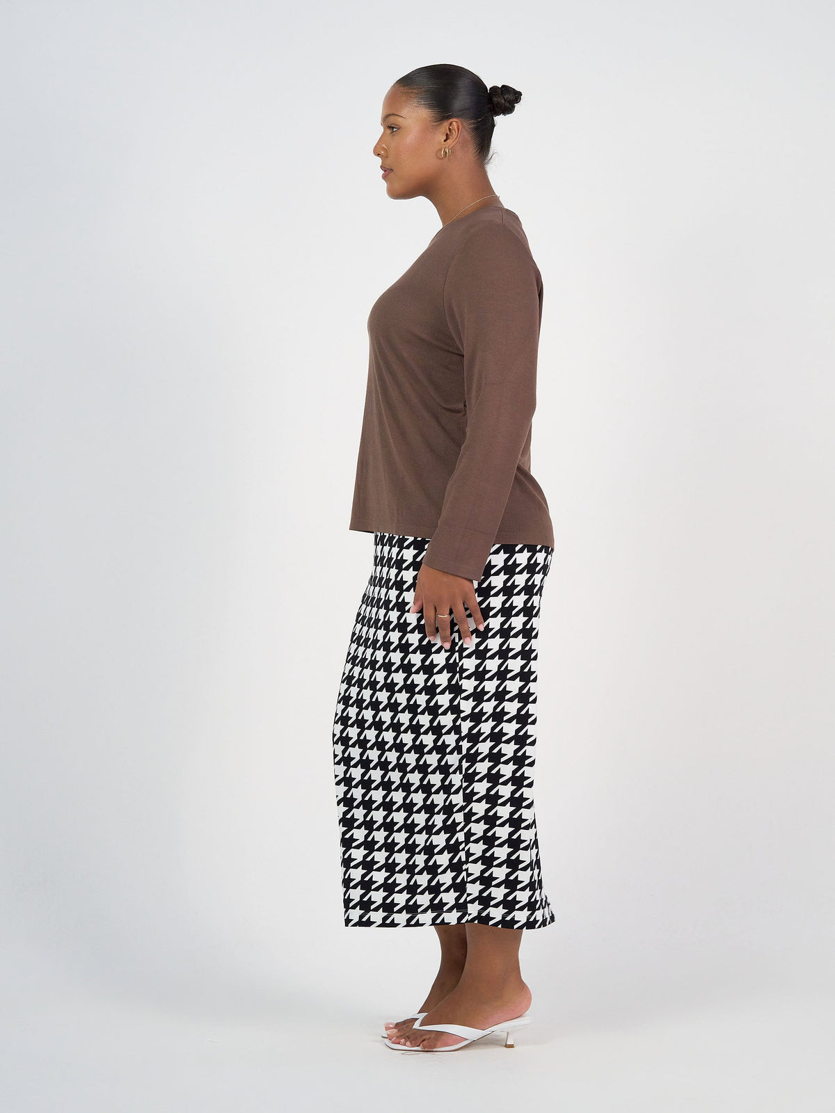 Lou Lou Kelly Ribbed Long Sleeve Bamboo Top (Chocolate)