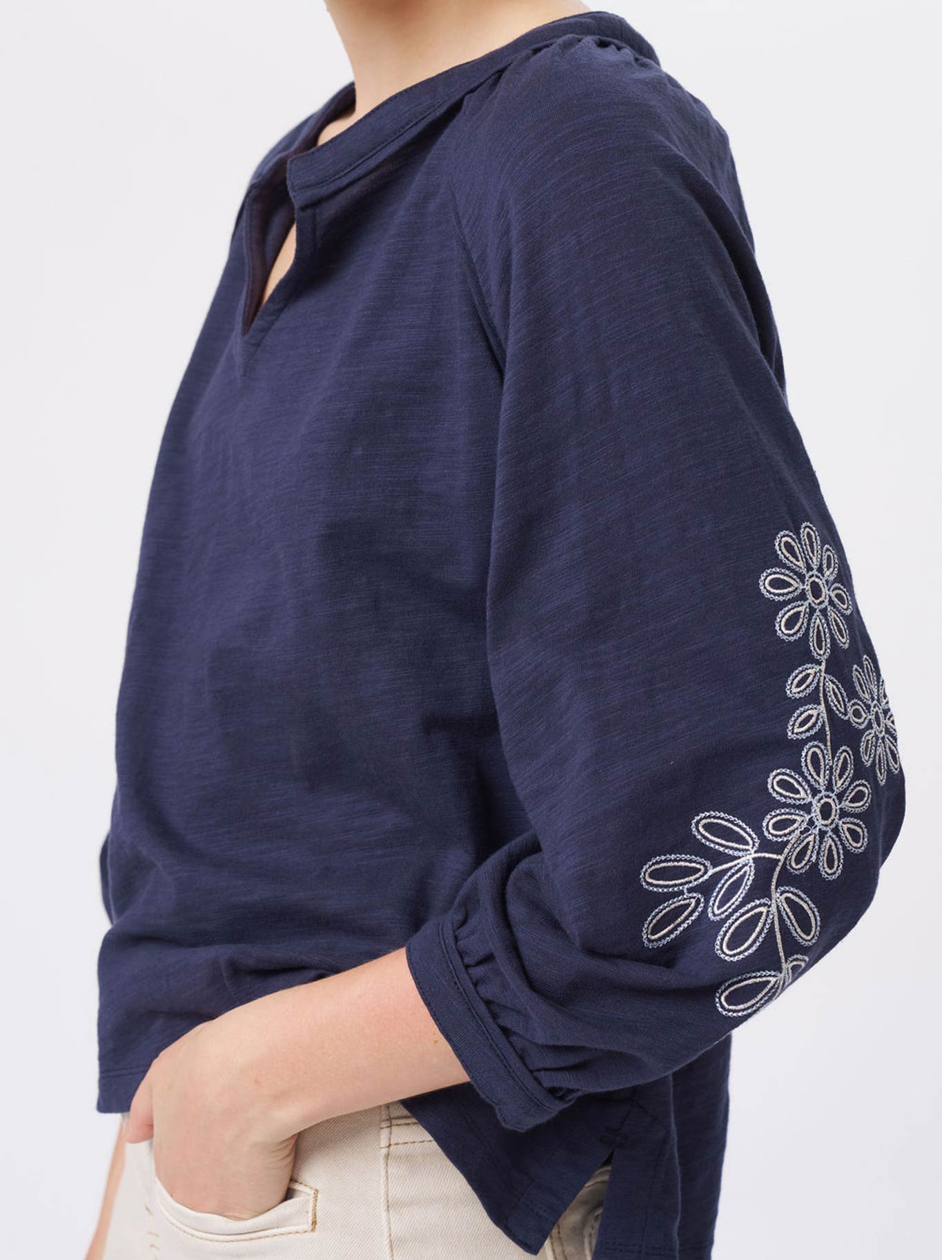 Kireina Kimberley Top (Shadow Blue)