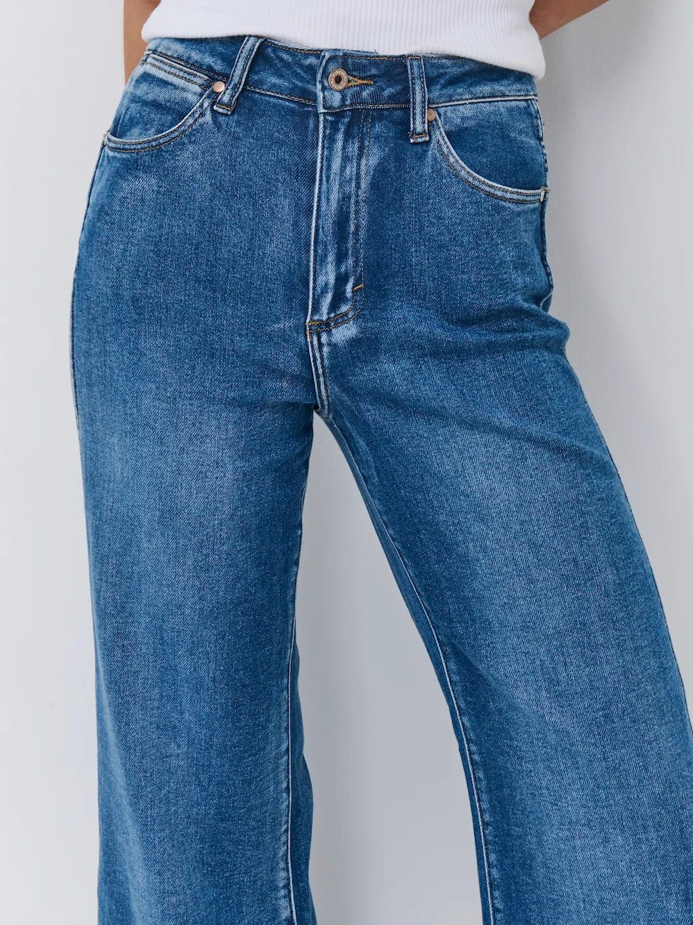 KIREINA SKYLA JEAN (Dakota Wash)