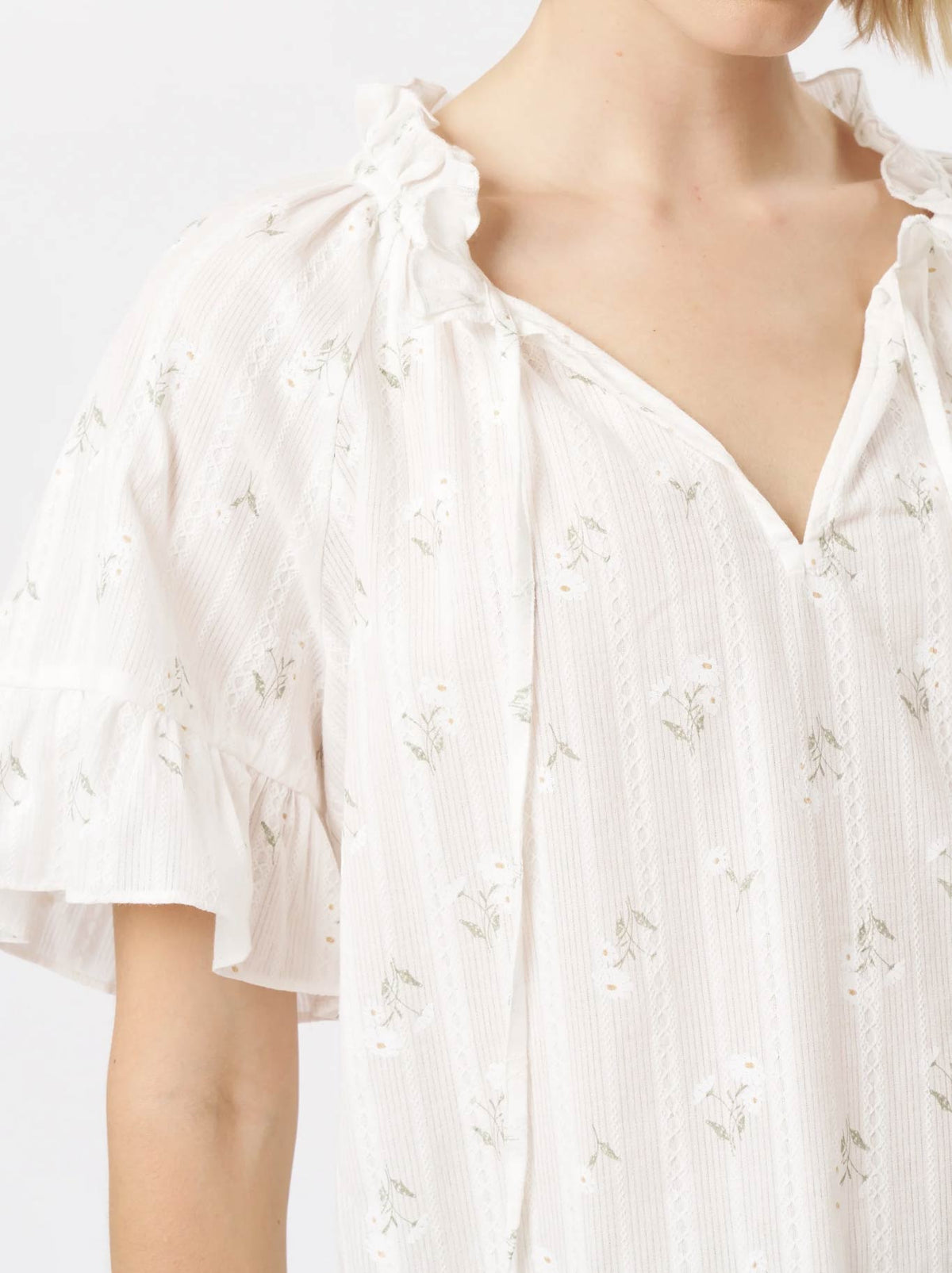 KIREINA PATRICIA SHIRT (White Green Flower)
